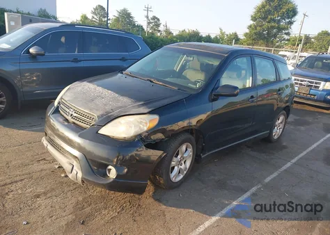 2007 Toyota Matrix Xr z USA, uszkodzony, nr VIN 2T1KR32E77C667222